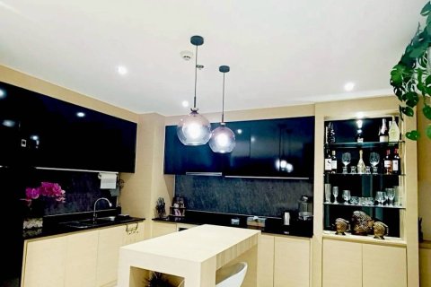 Condo in Pattaya, Thailand, 2 bedrooms  № 146363 - photo 5