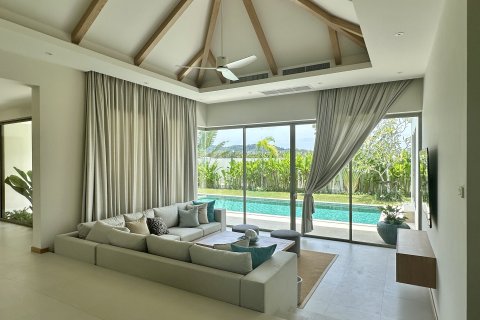 Chalet de 4 dormitorios en Bang Tao, Tailandia № 152416 - foto 12