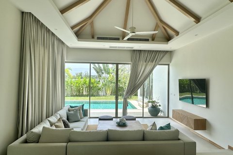 Chalet de 4 dormitorios en Bang Tao, Tailandia № 152416 - foto 11