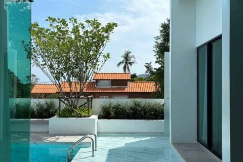 Propiedad 350 m2 en Rawai, Tailandia № 135203 - foto 2