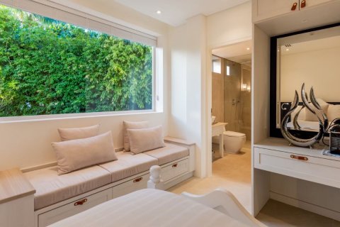 Chalet de 3 dormitorios en Naithon Beach, Tailandia № 153705 - foto 19