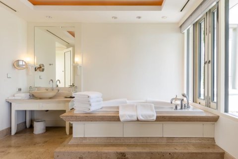 Chalet de 3 dormitorios en Naithon Beach, Tailandia № 153705 - foto 22