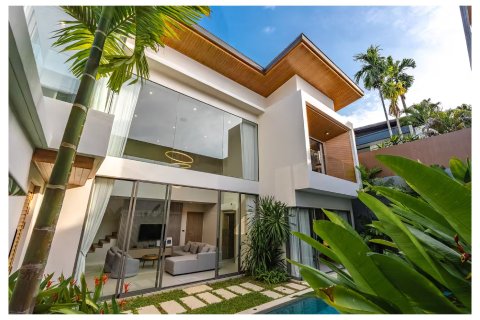 Chalet de 3 dormitorios en Bang Tao, Tailandia № 210005