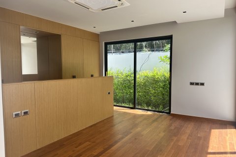 Chalet de 3 dormitorios en Bang Tao, Tailandia № 152429 - foto 9