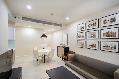 Condominio de 2 dormitorios en Pathum Wan, Bangkok, Tailandia № 163999 - foto 19
