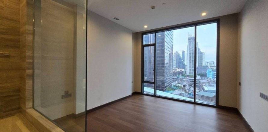 Condominio de 2 dormitorios en Khlong Toei, Bangkok, Tailandia № 164013