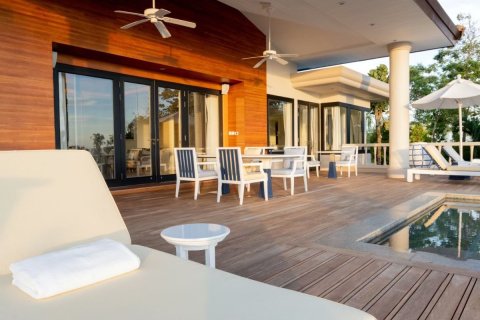 Chalet de 3 dormitorios en Naithon Beach, Tailandia № 153705 - foto 28