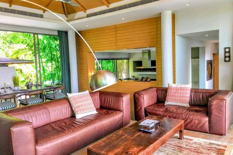 Chalet de 4 dormitorios en Layan Beach, Tailandia № 70928 - foto 14