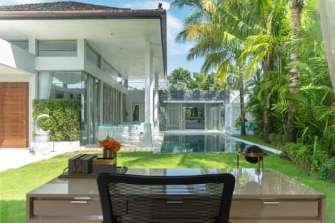 Villa in Bang Tao, Thailand 5 bedrooms № 152502