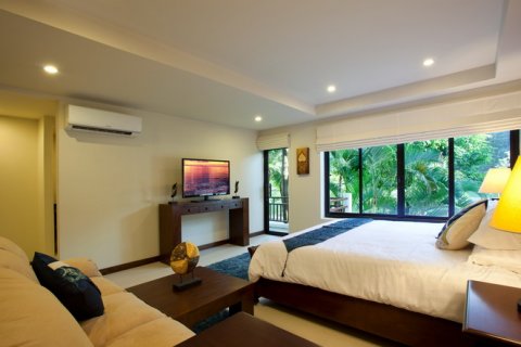 Reihenhaus auf Nai Harn Beach, Thailand 4 Schlafzimmer № 71526 - Foto 9