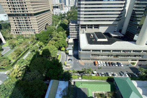 Condominio de 2 dormitorios en Pathum Wan, Bangkok, Tailandia № 163886 - foto 7