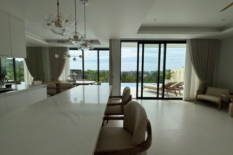 Chalet de 4 dormitorios en Naithon Beach, Tailandia № 153698 - foto 13