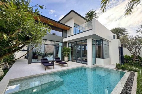 Propriété à Chalong, Thaïlande 300 m2 № 135206