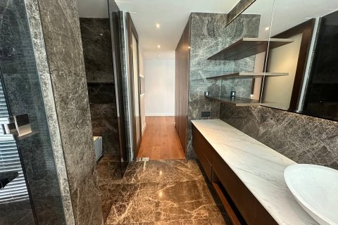 Condominio de 3 dormitorios en Pathum Wan, Bangkok, Tailandia № 163764 - foto 17