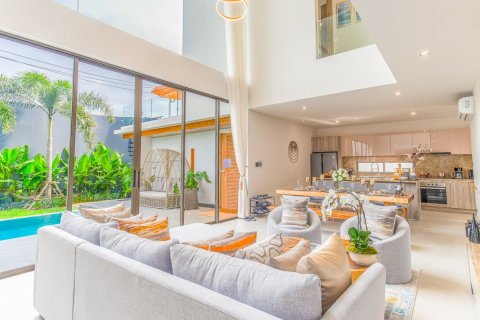 Chalet de 3 dormitorios en Bang Tao, Tailandia № 210003