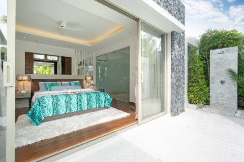 Chalet de 5 dormitorios en Bang Tao, Tailandia № 152502 - foto 10