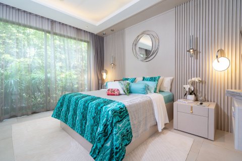 Chalet de 5 dormitorios en Bang Tao, Tailandia № 152502 - foto 11