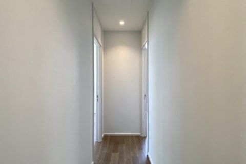 Condominio de 2 dormitorios en Pathum Wan, Bangkok, Tailandia № 163886 - foto 5