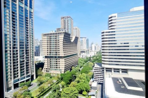 Condominio de 2 dormitorios en Pathum Wan, Bangkok, Tailandia № 163886 - foto 3