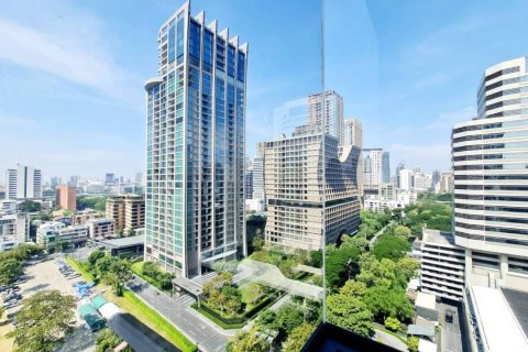 Condominio de 2 dormitorios en Pathum Wan, Bangkok, Tailandia № 163886 - foto 4