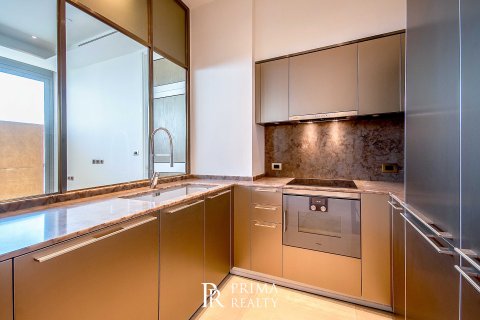 Кондоминиум с 2 комнатами в Кхлонг Сане, Бангкок, Таиланд № 167043 - фото 3