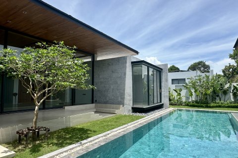 Chalet de 4 dormitorios en Bang Tao, Tailandia № 152425 - foto 6