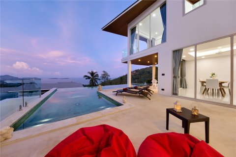 Chalet de 3 dormitorios en Chaweng Beach, Ko Samui, Tailandia № 154490 - foto 15