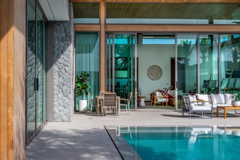 Chalet de 3 dormitorios en Bang Tao, Tailandia № 210253 - foto 8