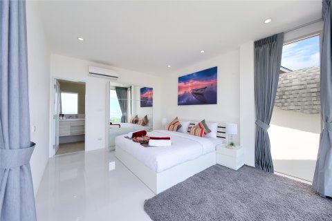 Chalet de 3 dormitorios en Chaweng Beach, Ko Samui, Tailandia № 154490 - foto 8