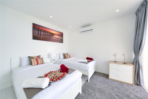 Chalet de 3 dormitorios en Chaweng Beach, Ko Samui, Tailandia № 154490 - foto 10