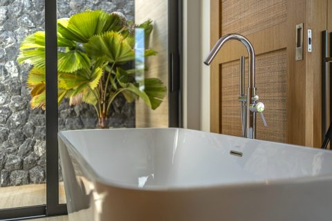 Chalet de 3 dormitorios en Bang Tao, Tailandia № 152578 - foto 7