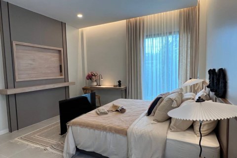 Chalet de 3 dormitorios en Pattaya, Tailandia № 118475 - foto 7