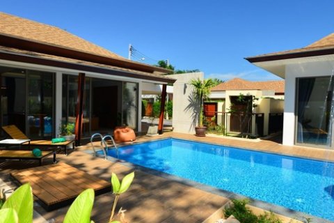 Chalet de 3 dormitorios en Rawai, Tailandia № 71626