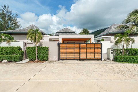Chalet de 3 dormitorios en Bang Tao, Tailandia № 152424 - foto 2