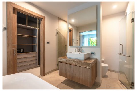 Chalet de 3 dormitorios en Bang Tao, Tailandia № 210005 - foto 12
