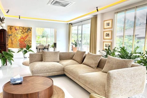 Propiedad 330 m2 en Rawai, Tailandia № 135268 - foto 17