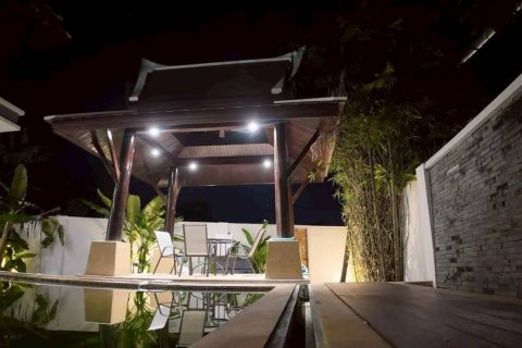 Propiedad 280 m2 en Chalong, Tailandia № 135143 - foto 13