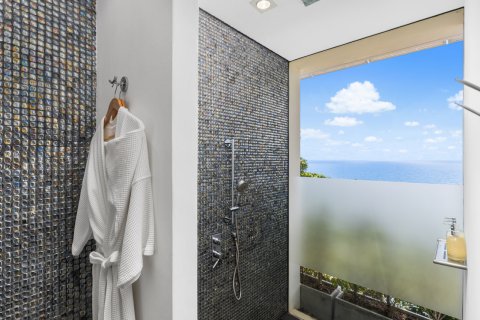 Chalet de 7 dormitorios en Kamala, Tailandia № 153696 - foto 25