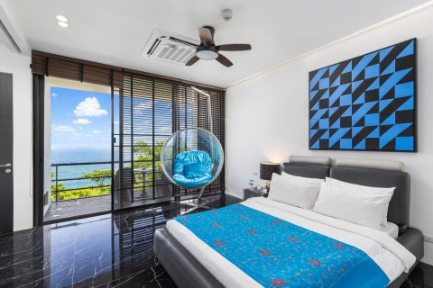 Chalet de 7 dormitorios en Kamala, Tailandia № 153696 - foto 24