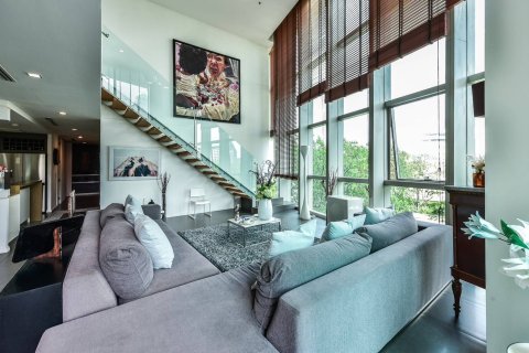 Condo à Khlong San, Bangkok, Thaïlande, 4 chambres № 168002 - photo 11
