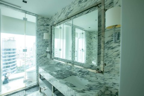 Condo in Bang Rak, Bangkok, Thailand, 3 bedrooms № 167999 - photo 9