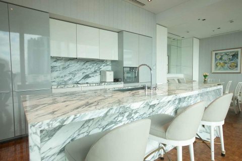 Condo in Bang Rak, Bangkok, Thailand, 3 bedrooms № 167999 - photo 7