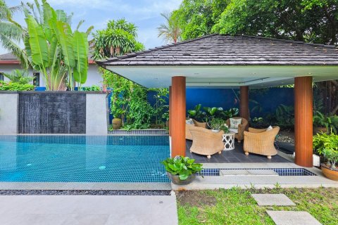 Chalet de 3 dormitorios en Phuket, Tailandia № 210222 - foto 19
