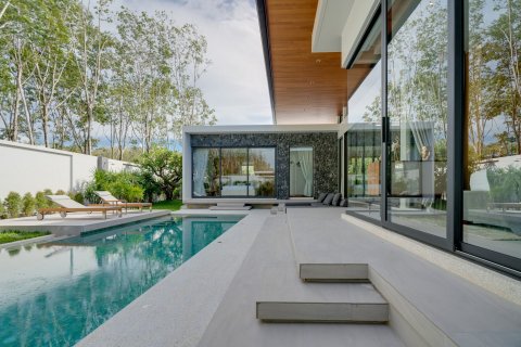 Chalet de 3 dormitorios en Bang Tao, Tailandia № 70390 - foto 12