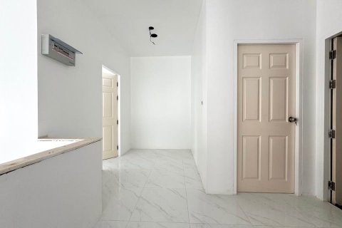 Immobilie in Wichit, Thailand 200 m2 № 144628 - Foto 14