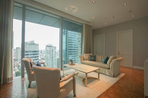 Condo in Bang Rak, Bangkok, Thailand, 3 bedrooms № 167999