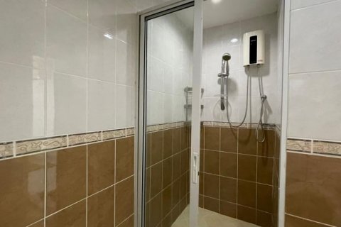 Condominio de 2 dormitorios en Pattaya, Tailandia № 120624 - foto 17