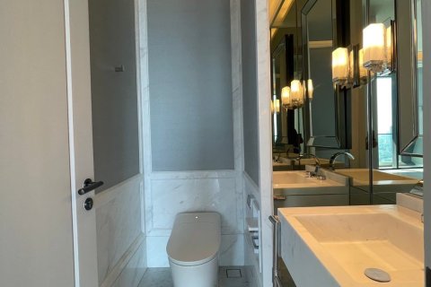 Condominio de 2 dormitorios en Pathum Wan, Bangkok, Tailandia № 163929 - foto 4