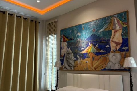 Propiedad 330 m2 en Rawai, Tailandia № 135268 - foto 9