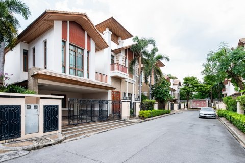 Off-plan Baan Sansiri Sukhumvit 67 ในกรุงเทพฯ, ประเทศไทย № 47391 - รูปถ่าย 6